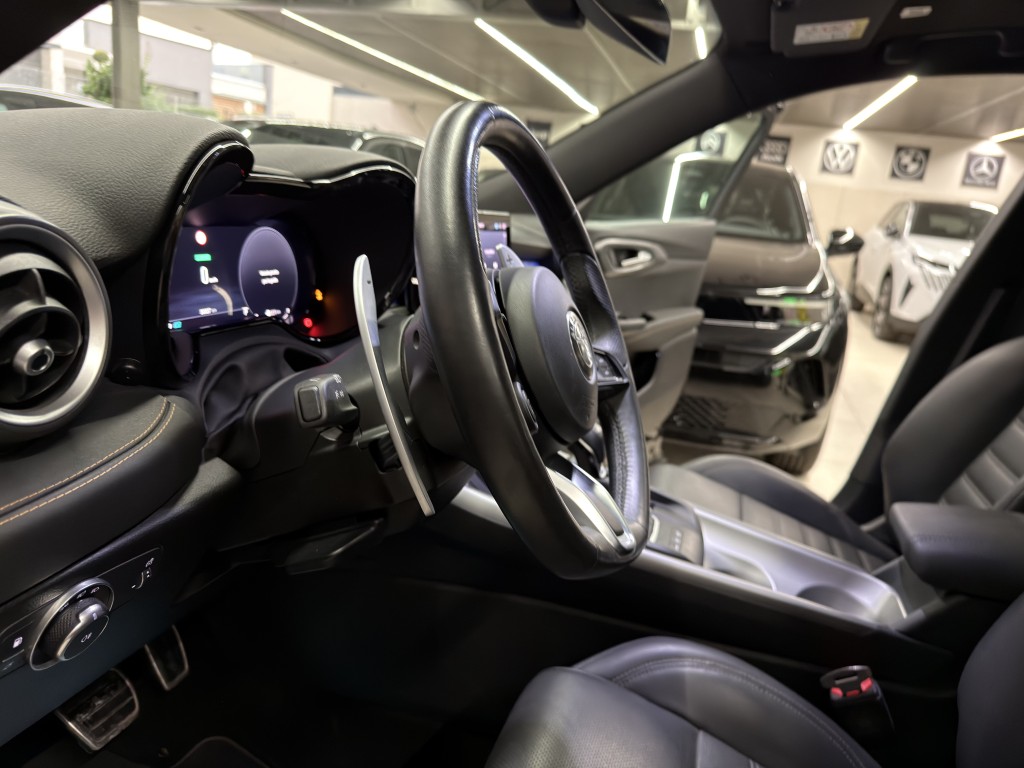 ALFA ROMEO TONALE PLUG IN HYBRID Q4 VELOCE TETTO APRIBILE